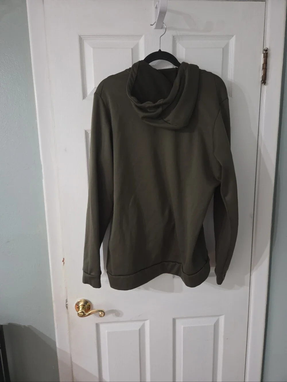 Nike Men's Olive Green Graphic  Dri-Fit Hoodie with Black Drawstrings.  L